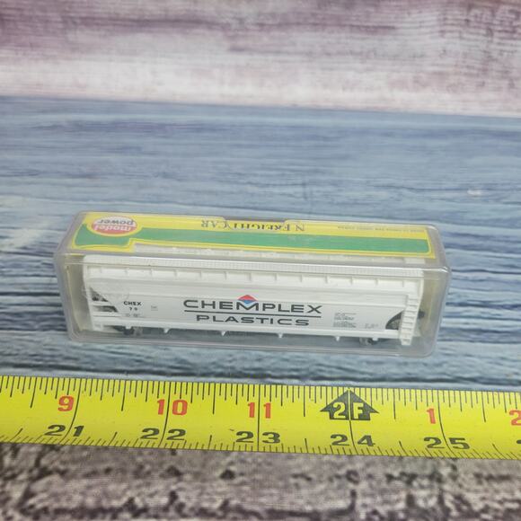 Model power N scale Chemplex plastics bottom hopper train car white - Picture 1 of 5